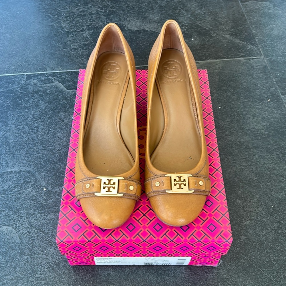 Tory Burch Ambrose Wedge Heels size 9